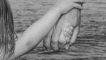 gewalt gegen kinder: du bist halt zu blöd