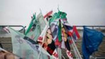 Großkundgebung in Köln: Tausende demonstrieren für Freilassung von PKK-Chef Öcalan