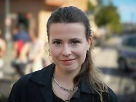 Lachend und in kurzen Hosen: Luisa Neubauer will nicht mehr die perfekte Aktivistin sein