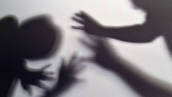 „der klaps auf den hintern – noch immer gesellschaftsfähig“