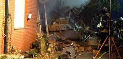 Wolfenbüttel, Niedersachsen: Reihenhaus nach »erheblicher Detonation« eingestürzt
