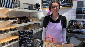 adventskalender aus lüneburg: kleine läden bieten originelles