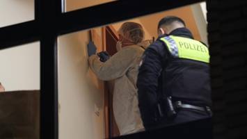 Mann stirbt in Harbug: Tatverdächtige Frau festgenommen