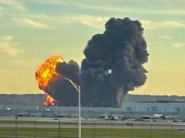 Nach Absturz: US-Luftfahrtbehörde erteilt Boeing „MD-11“ Flugverbot