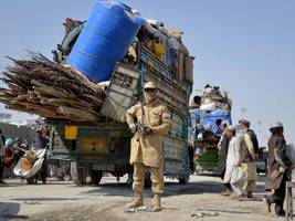 „Wir können nicht zurück“: Verzweifelte Afghanen bitten Kanzler Merz um Hilfe