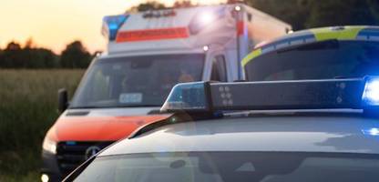 19-Jähriger schwer verletzt auf Feldweg aufgefunden – Polizei sucht Zeugen