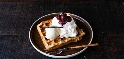 Waffeleisen im Test: Krups, Sage, Gastroback, Tefal und Cloer
