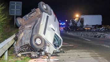 tödlicher unfall auf b76: mann (24) rast frontal in geisterfahrer