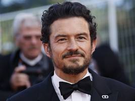 leute: orlando bloom vergnügt sich mit der falschen katy perry