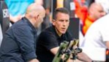 Fußball-Bundesliga: Trainer weg, Sportchef darf bleiben: Wer folgt in Wolfsburg?