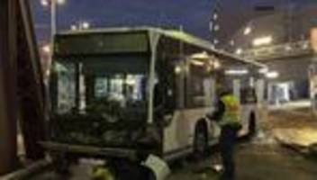 weil am rhein: ermittlungen nach tödlichem busunfall gehen weiter