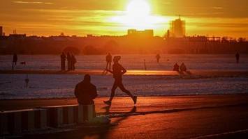 Vitamin D tanken: Ärzte verraten, wie viel Sonne wir brauchen