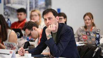 nach dem neuköllner spd-beben: wie es für martin hikel weitergeht