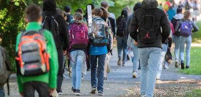 neue prognose: schülerzahl steigt bis 2032, starke regionale unterschiede