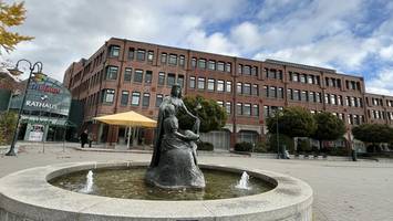 spd: verlagerung des rathauses norderstedt wäre „schwerer fehler“