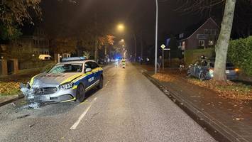 bedrohungslage in wentorf – zwei streifenwagen im einsatz verunglückt