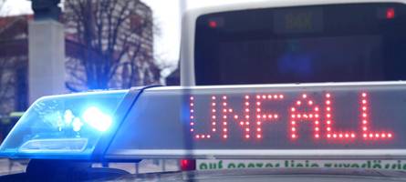 65-jähriger Autofahrer flieht nach Unfall