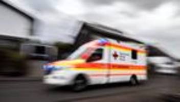 mainz: fußgängerampel zeigt grün: 14-jährige von auto angefahren