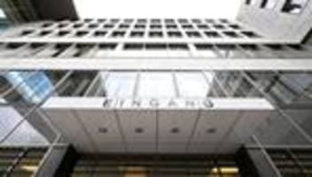 mordprozess: tod eines obdachlosen - angeklagter bestreitet vorwürfe