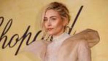 TikTok-Video: Paris Jackson zeigt Loch in Nasenscheidewand