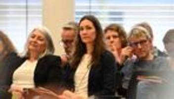 Umstrittene Politikerin: Anne Spiegel feiert politisches Comeback trotz Protesten