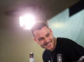 Früher Mangel, heute Überfluss?: DFB-Kaugummi Raum sieht Nagelsmann vor Luxusproblem