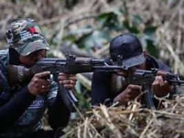 US-Flugzeugträger erreicht Ziel: Venezuela plant Guerilla-Taktiken gegen mögliche US-Invasion