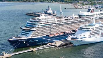 „Mein Schiff 1“: Ausflugsboot sinkt – 55 Passagiere in Seenot
