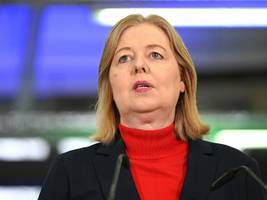 koalitionsstreit um altersversorgung: hilft nur noch eine rentenkürzung?