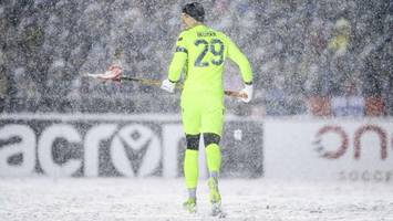 Schneechaos und spektakulärer Fallrückzieher: Historisches Finale in Kanada