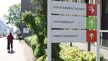 justiz: beinahe-halbierung der arbeitsgerichte geplant