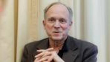 Leselernförderung: Verband: Ulrich Tukur unterstützt Leselernhelfer