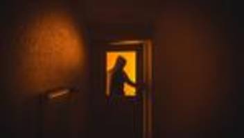 Länderübergreifende Kontrollen: Suche nach Einbrechern - 75 Festnahmen in Bayern