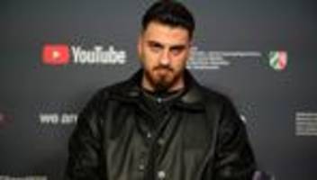 Mama, bitte lern Deutsch: Tiktoker und Autor Tahsim Durgun bekommt 1Live-Krone