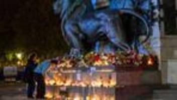 Terroranschlag in Paris: Weiterleben, aber wie?