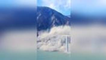 Hongqi-Brücke: Autobahnbrücke in China stürzt Monate nach Fertigstellung ein