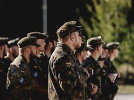 Alle sollen gemustert werden: Koalition einigt sich auf neuen Wehrdienst