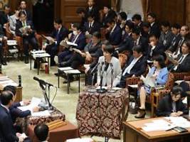 Hemmunglos Mist verzapft: China beschimpft Japans Premier wegen Taiwan-Äußerung