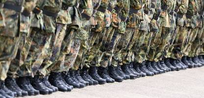 berlin: union und spd einigen sich bei wehrdienst-reform