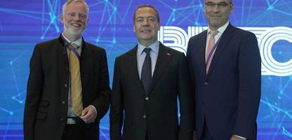 reisen ins russische sotschi: so spannt der kreml die afd für seine propaganda ein