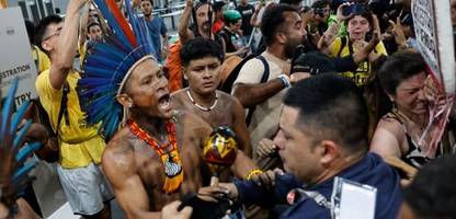 COP30: Indigene Aktivisten stürmen Gelände der Klimakonferenz