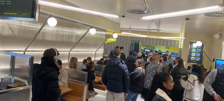 hype um goldies in augsburg: warum stehen die menschen schlange, um einen burger zu essen?