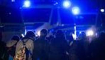 Bundesverfassungsgericht: Karlsruhe: Versammlungsfreiheit hat klare Grenzen