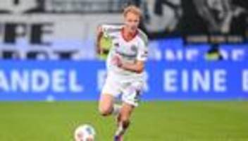 Fußball-Bundesliga: Eintracht Frankfurt vorerst ohne Mittelfeldmann Larsson