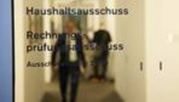 Milliardenkredite: Sitzung zum Haushalt beginnt mit mehrstündiger Verzögerung