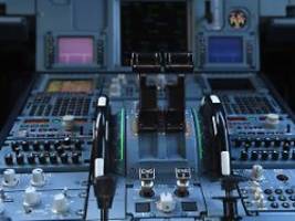 Auch Eurowings-Flüge betroffen?: Fake-Kapitän flog offenbar Passagiermaschinen ohne Lizenz