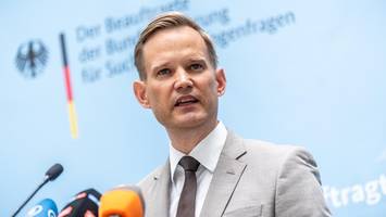 Keine teuren Medikamente für Alte? Streeck fordert Debatte