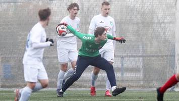 Eintracht Norderstedts Torwartprobe: Zweite Chance für Petzsch