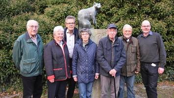 wo steckt der bronze-marder? rätsel um fehlende skulptur endet kurios