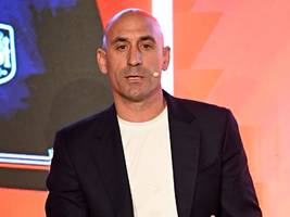 leute: rubiales im eiersturm